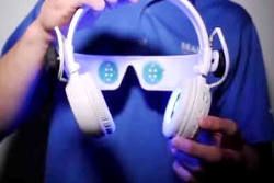 headphones/goggles technology