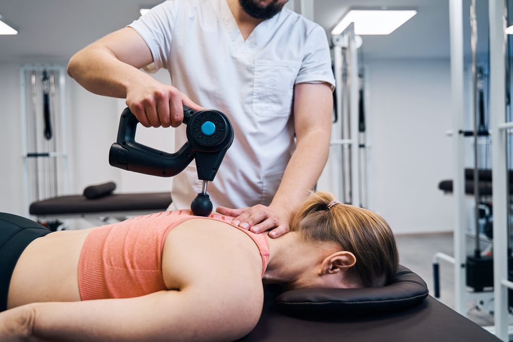 How Massage Therapy Enhances Chiropractic Care