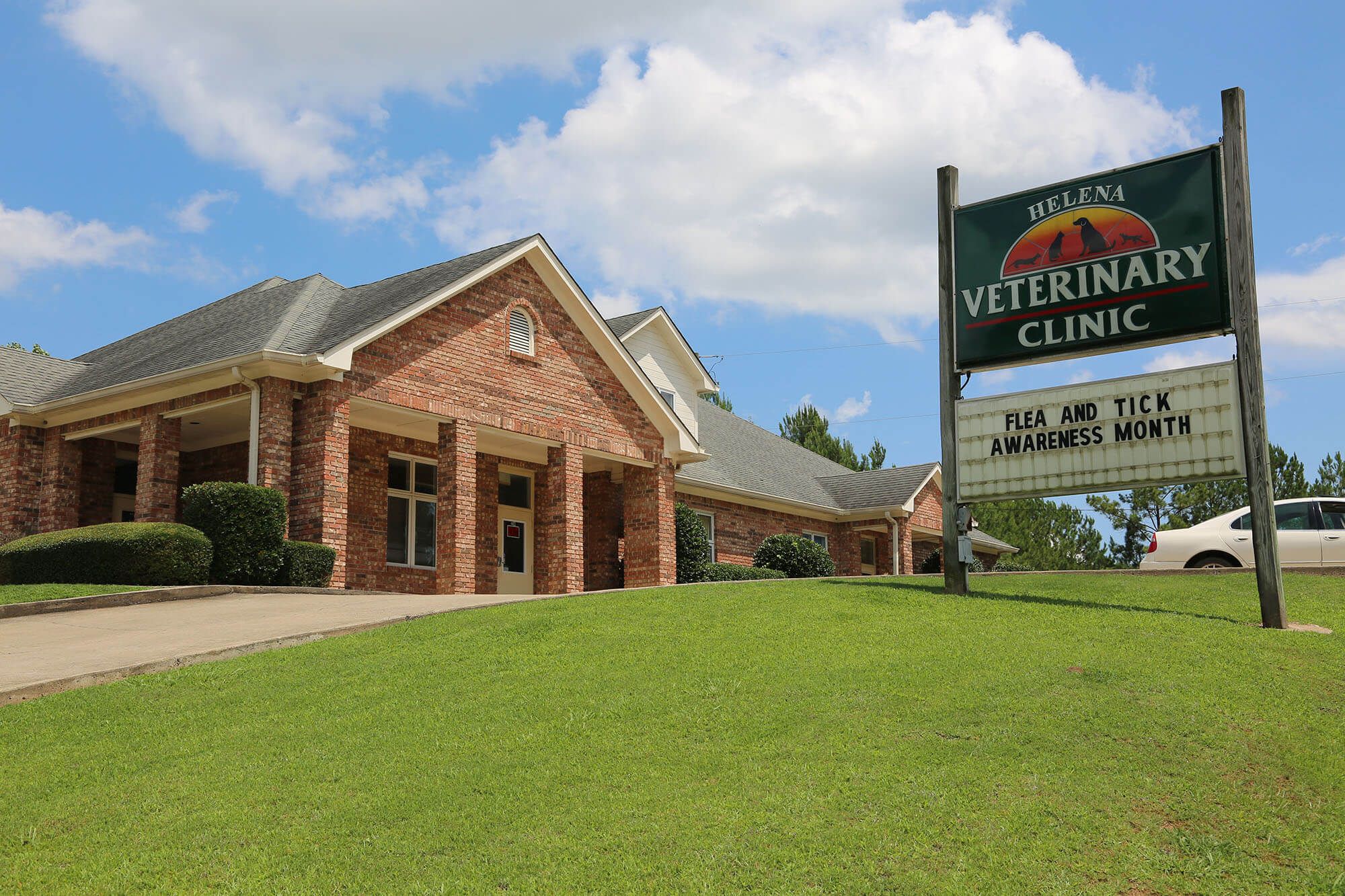 Contact Helena Veterinary Clinic, Veterinarian in Helena AL