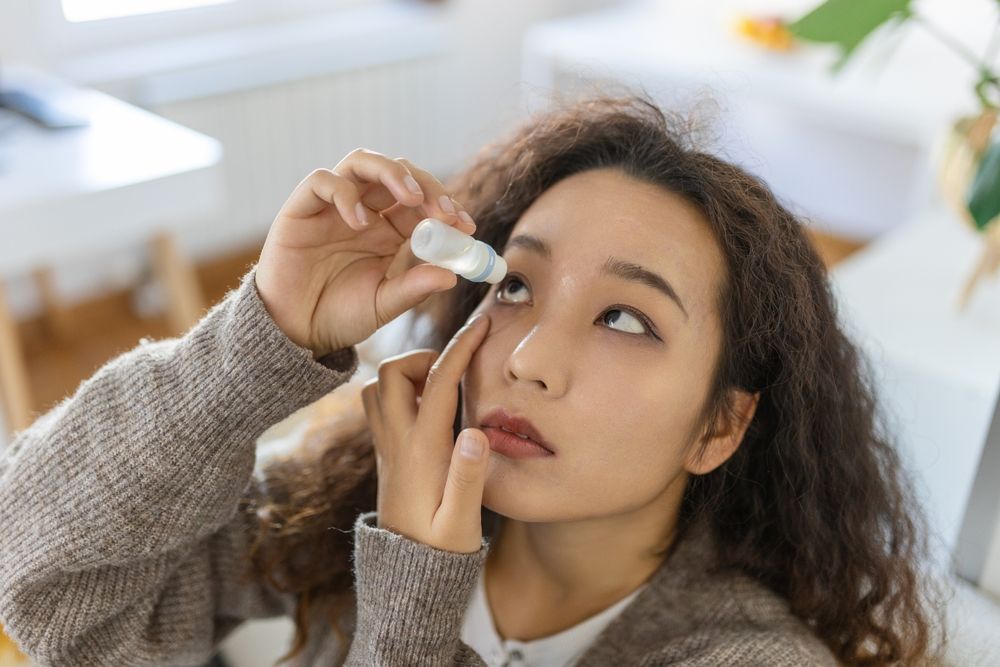 Dry Eye and Contact Lenses: Tips for Comfortable Wear and Proper Hygiene