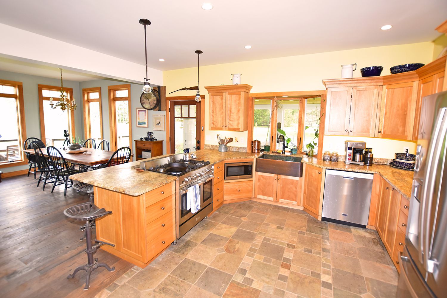 Berube Real Estate 185 Royalston Rd. Orange, MA 01364