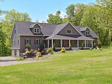 Single Family Antique Victorian