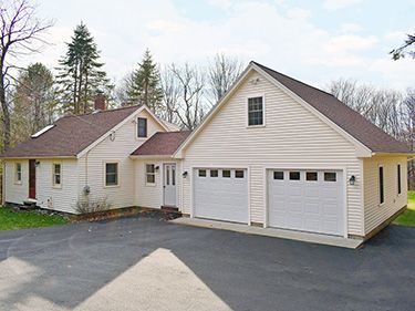 211 Popple Camp Rd - Petersham, MA 01366