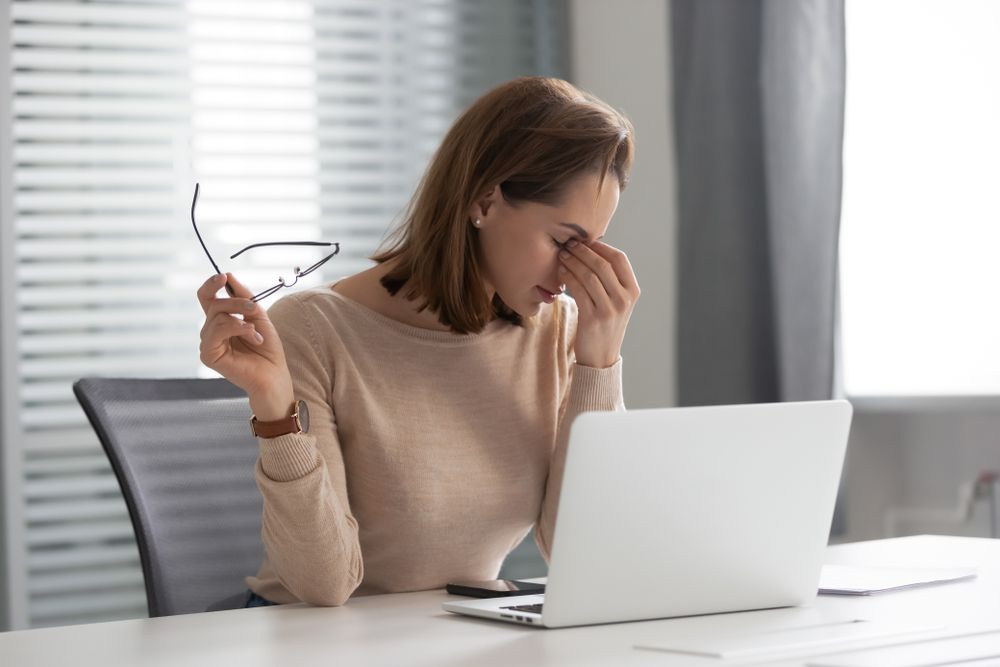 The Effects of Screen Time on Dry Eye Syndrome