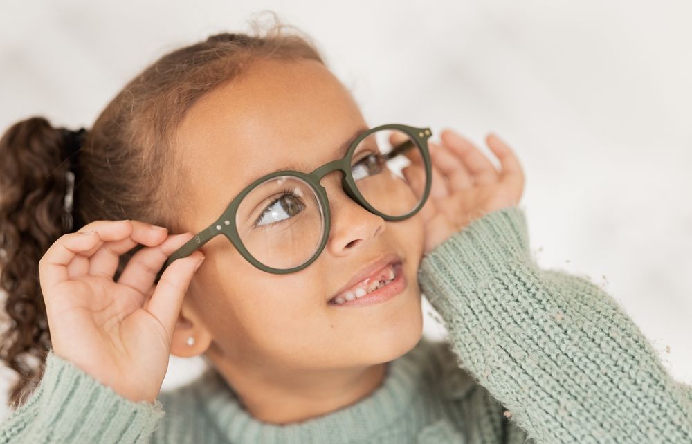 When Should Myopia Be Corrected in Children?