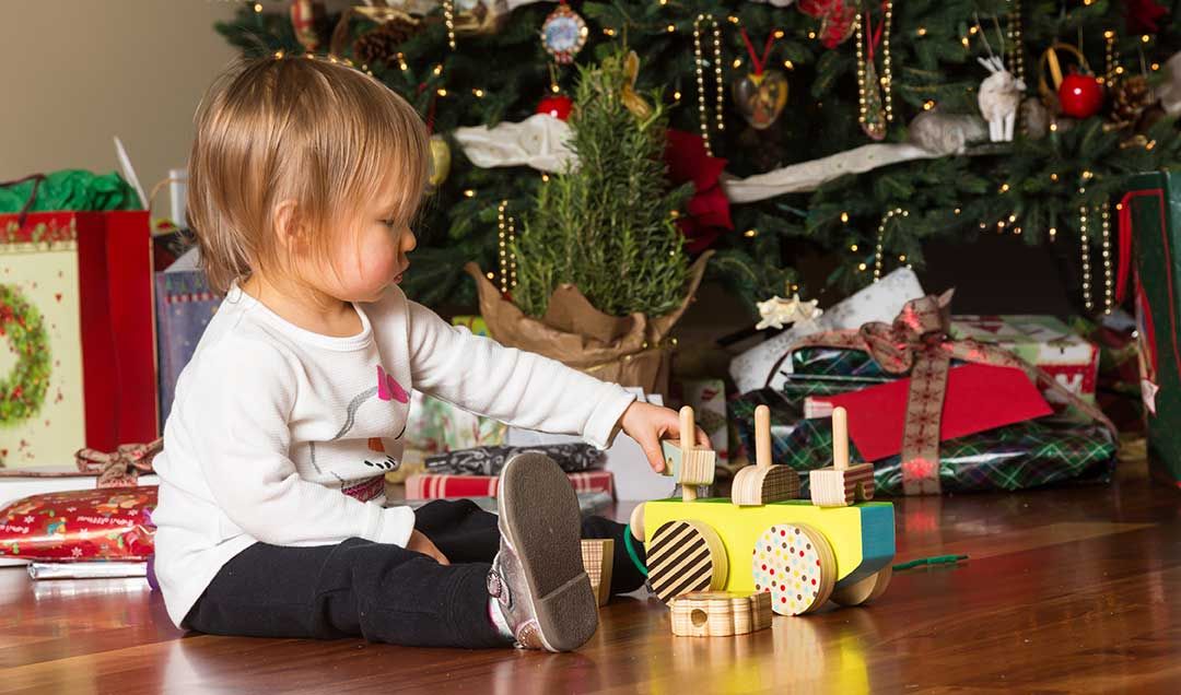 EYExamine What Gifts You Give To Children For The Holidays - Bella Eye Care Optometry