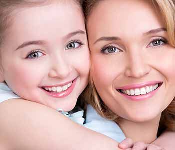 HELP YOUR CHILD ENJOY A LIFETIME OF OPTIMAL ORAL HEALTH WITH EARLY DENTAL CARE