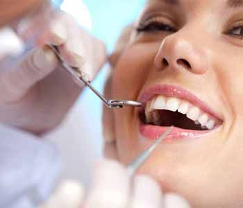 YOUR LAS VEGAS DENTIST OFFERS SAFE, EFFECTIVE TOOTH REPLACEMENT WITH DENTAL IMPLANTS