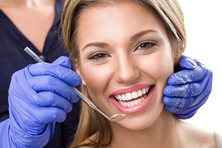GENERAL DENTIST IN LAS VEGAS PROUDLY OFFERS DENTISTRY FOR THE WHOLE FAMILY!