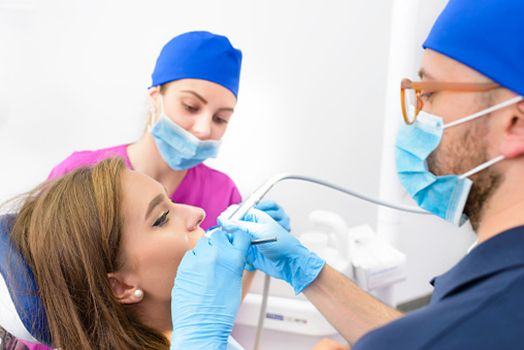 LAS VEGAS DENTIST WALKS PATIENTS THROUGH THE PROCESS OF A ROOT CANAL
