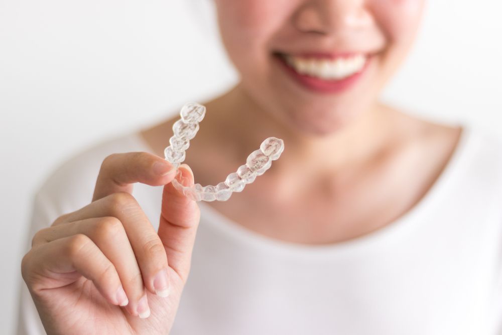 Invisalign vs. Traditional Braces: Making the Right Choice for You