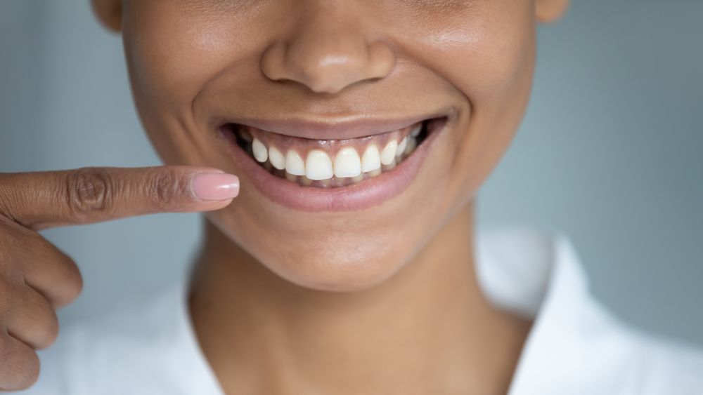 Common Causes of Teeth Discoloration and How Whitening Can Help