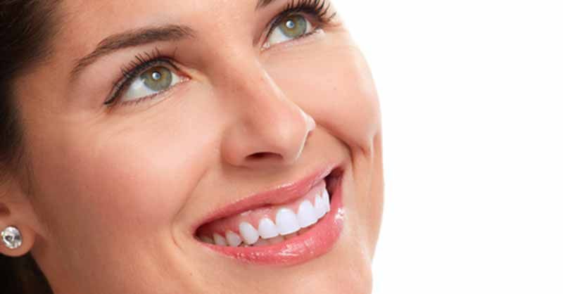 PATIENTS IN LAS VEGAS, NV CAN HAVE BRIGHTER, STAIN-FREE SMILES WITH PROFESSIONAL TEETH WHITENING TREATMENT