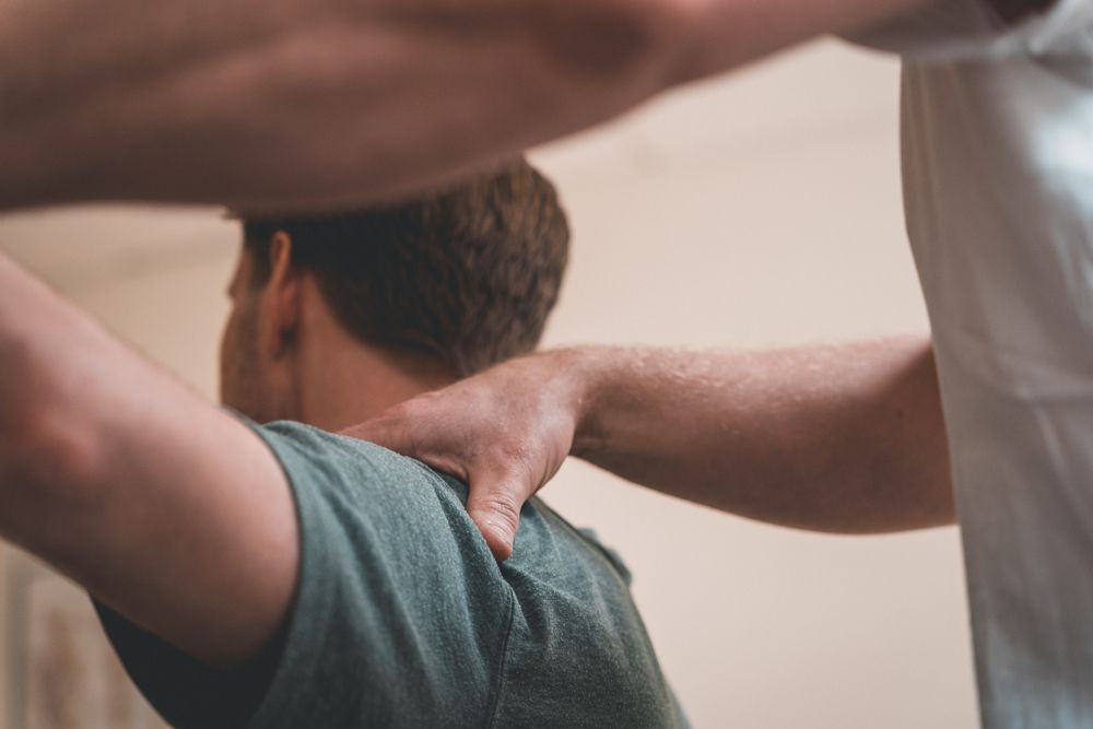 Healing Rotator Cuff Injuries With Chiropractic Care