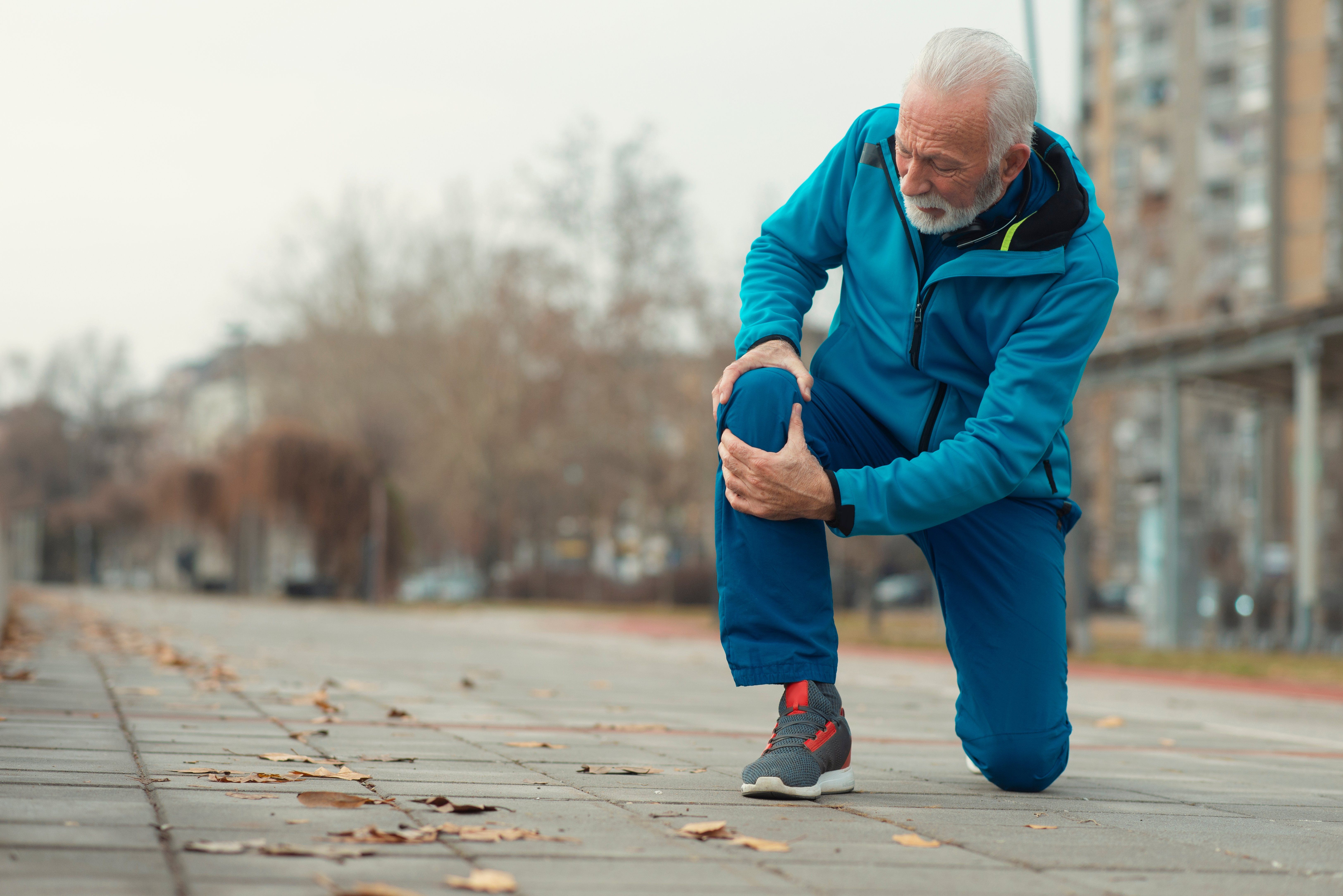 Does Cold Weather Actually Affect Joint Pain?