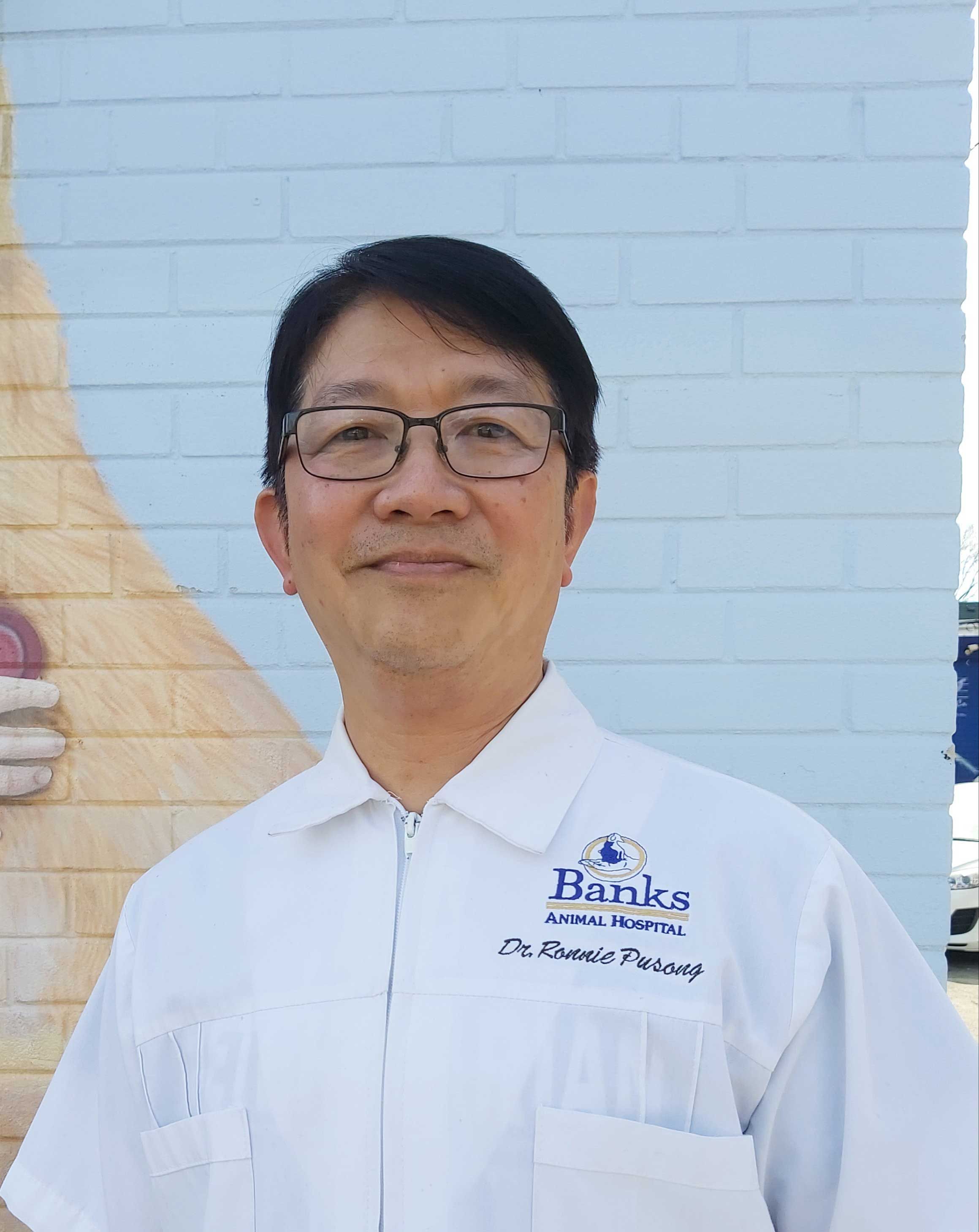 Dr. Ronnie Pusong