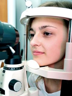 lady in an eye exam