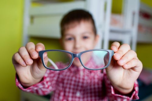 Signs Your Child Has Myopia