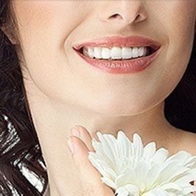 cosmetic dentist