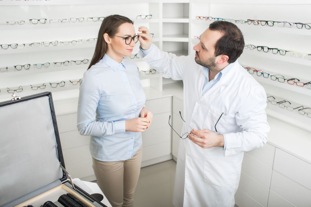 7 Qualities to Look for When Choosing an Eye Doctor