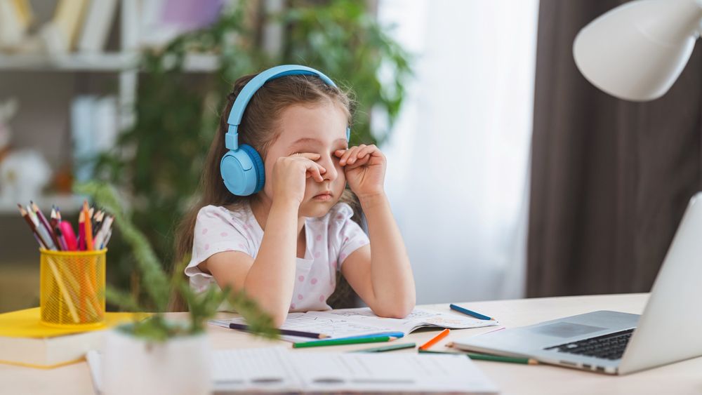 Digital Eye Strain in Children: Tips to Protect Their Eyes in the Digital Age
