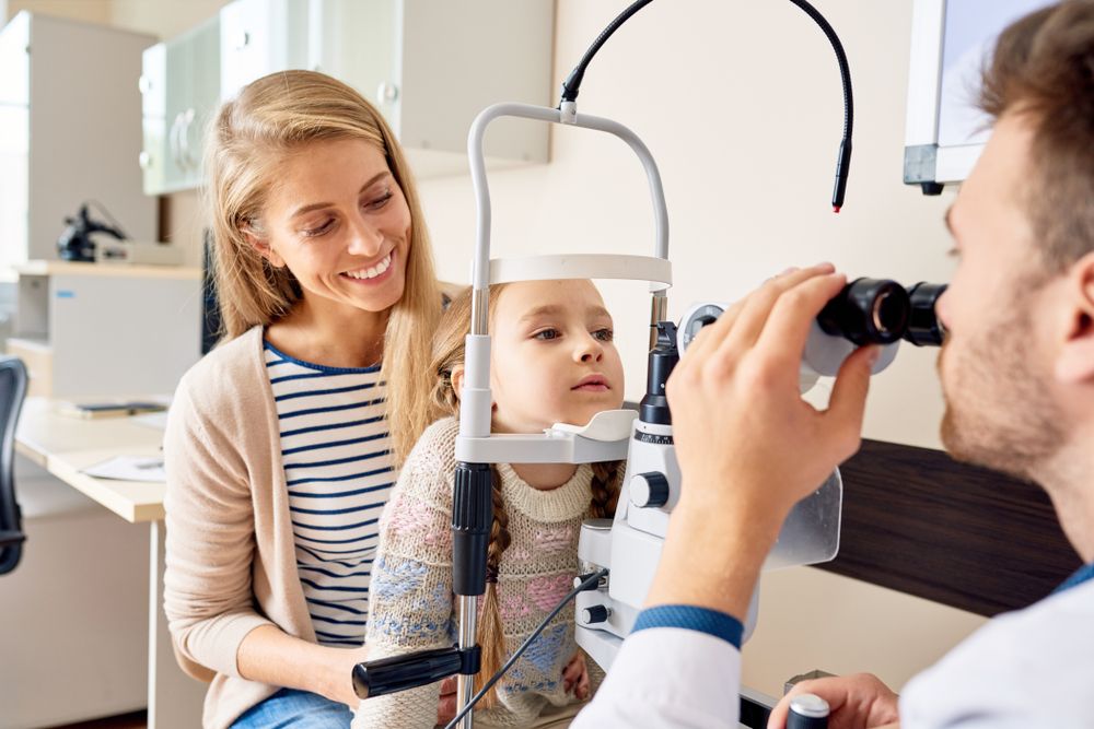 5 Tips to Pick the Best Eye Doctor for Your Family