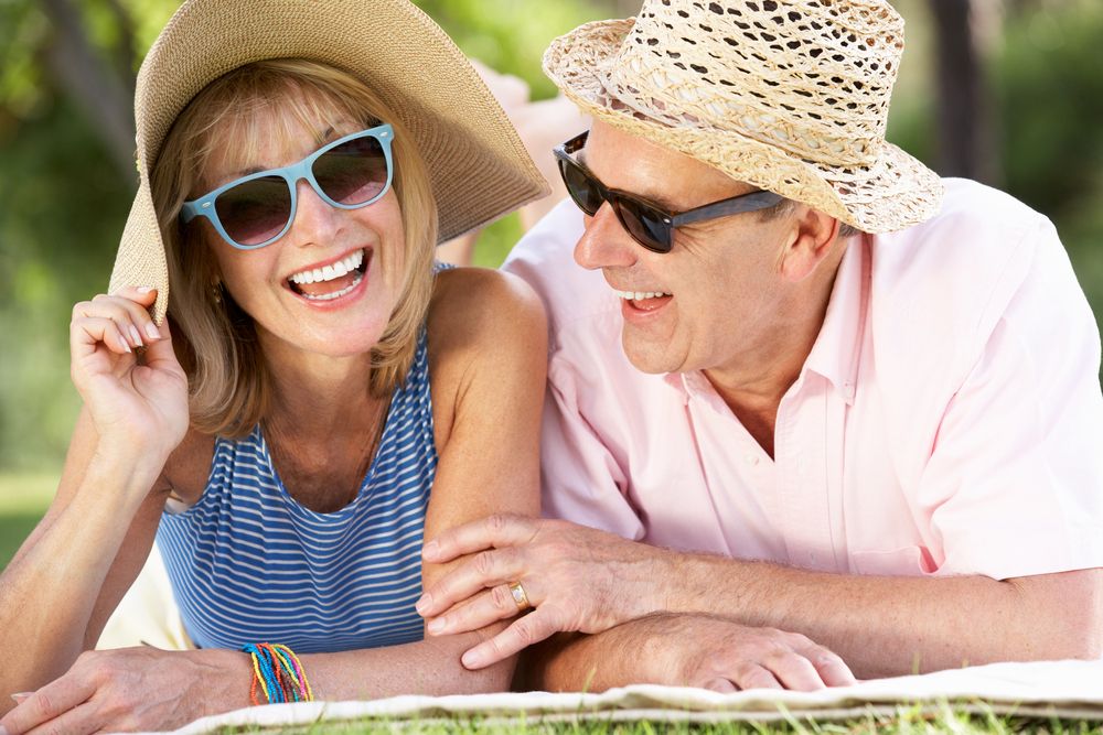 Can Wearing Sunglasses Help Prevent Age-Related Macular Degeneration?