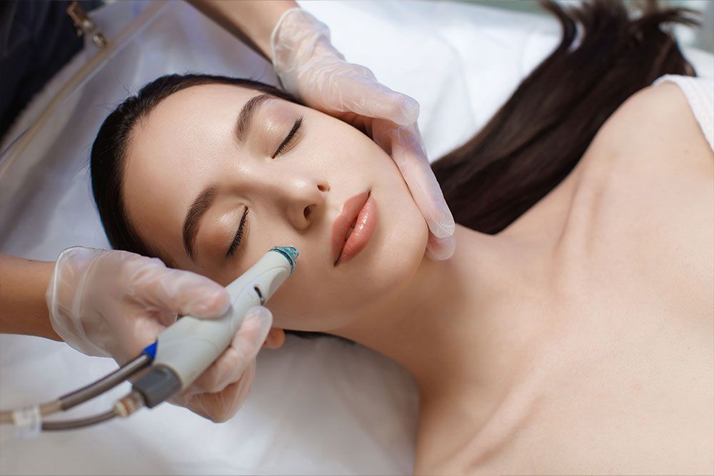 Erase Large Pores With This Minimally Invasive Cosmetic Procedure