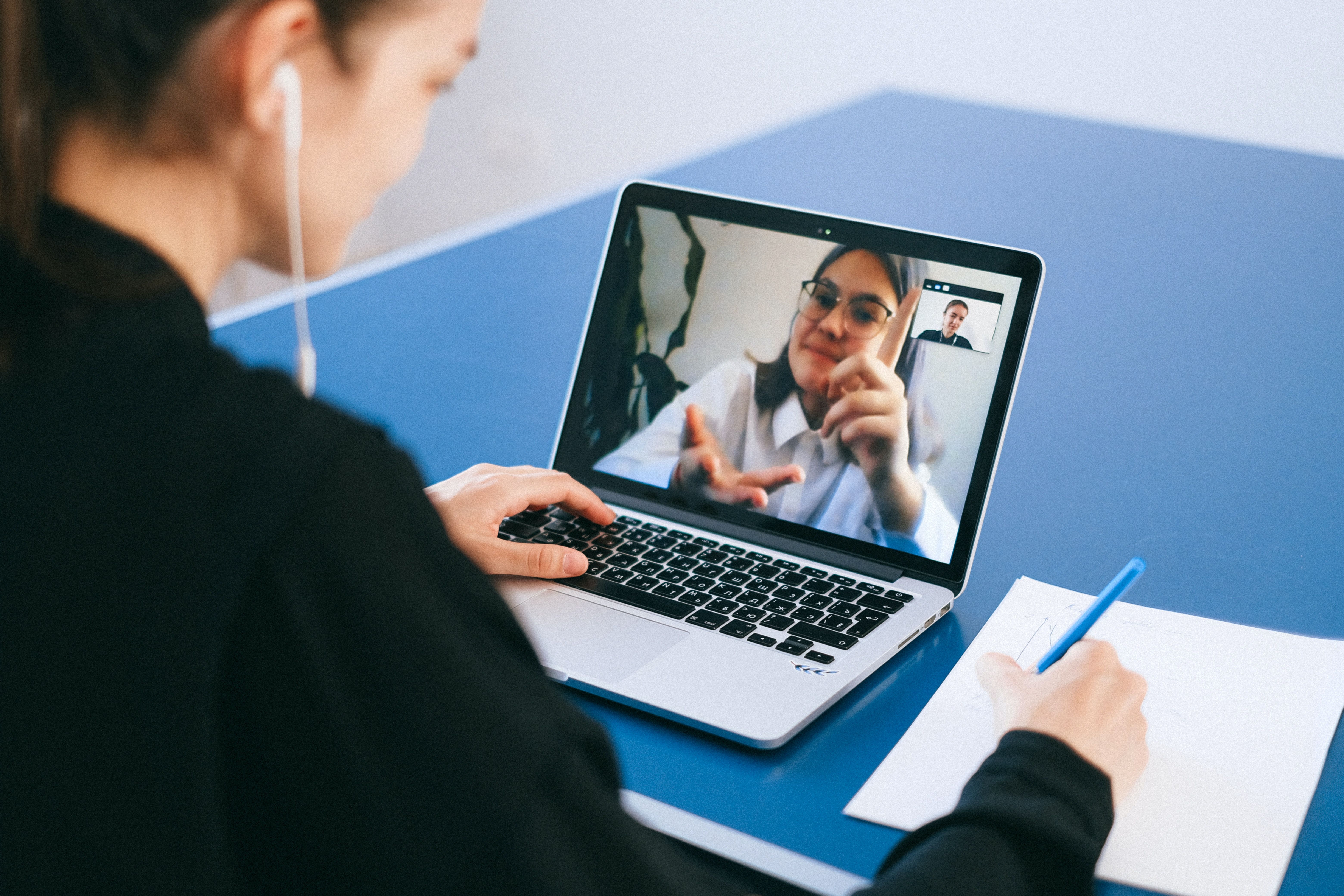 What are the benefits of telehealth for mental health care?