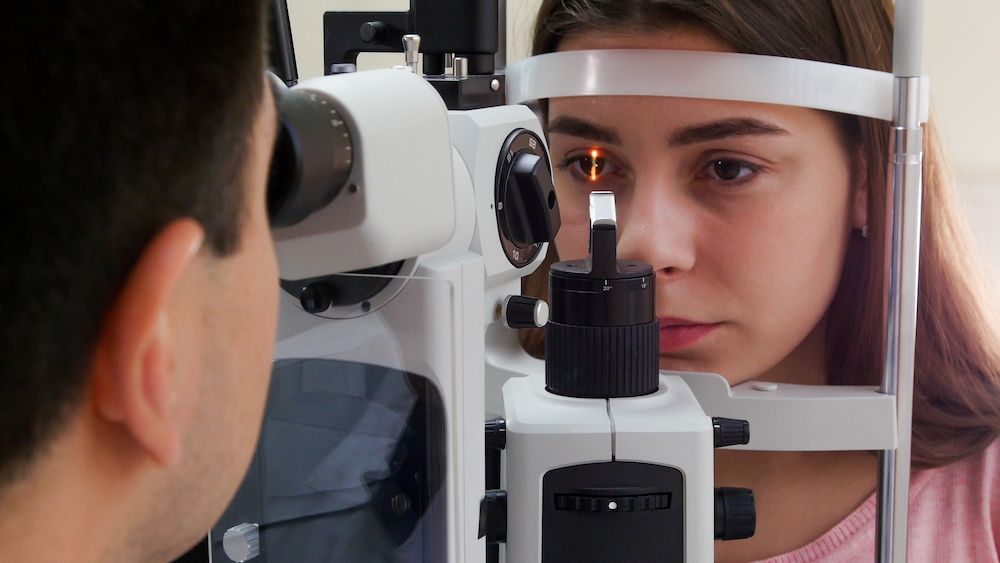 What’s The Difference Between an Eye Exam for Glasses and Contact Lens Exam?