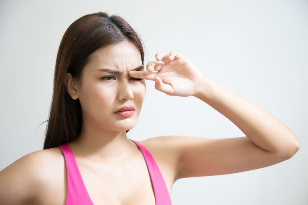 Symptoms of Dry Eye vs Seasonal Allergies?