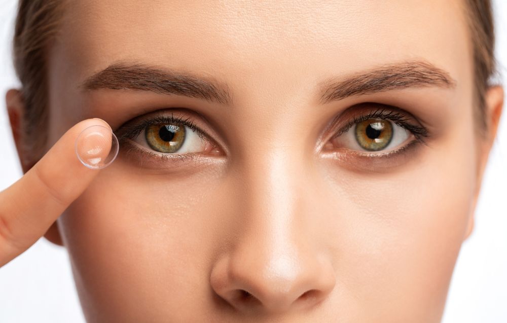 FAQs for First-Time Contact Lens Wearers