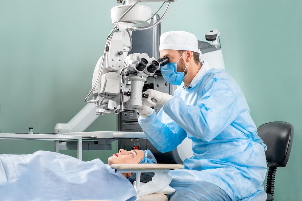 Enhancing Clarity: Correcting Astigmatism with Cataract Surgery