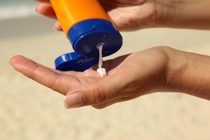 Sunscreen: Use Lotions Not Sprays