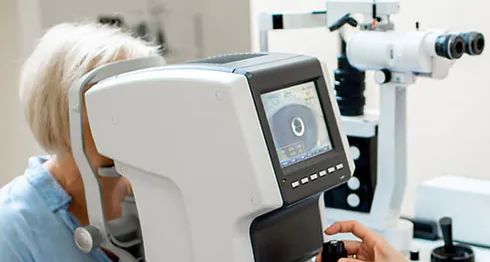 woman getting an eye exam