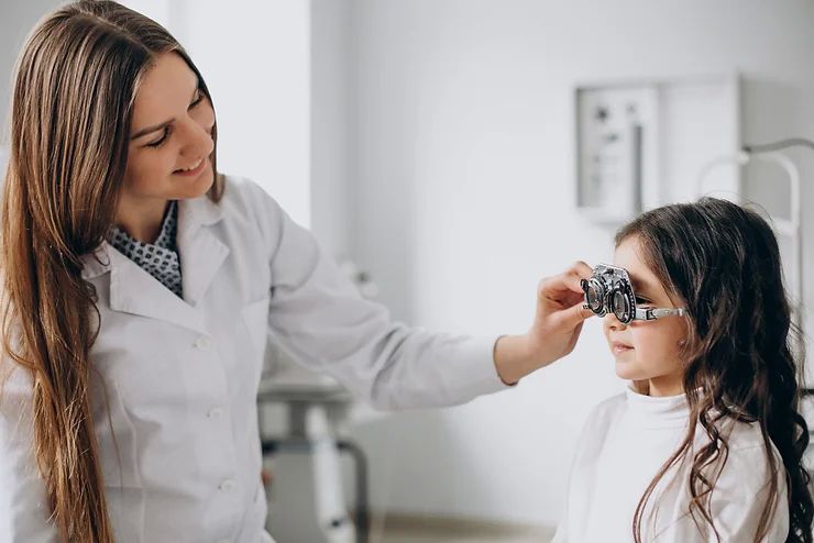 4 Signs You Might Need an Eye Exam