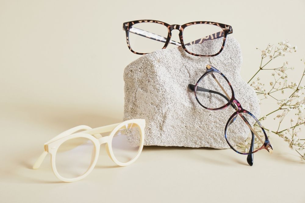 Bifocals, Progressives, or Single Vision: Which Eyeglass Lenses are Right for You?