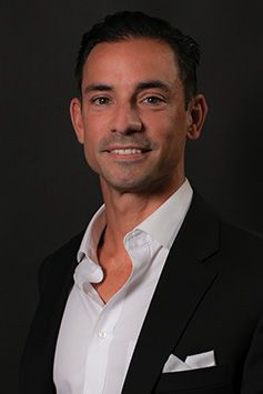 Dr. Paul Clark, MD: Passionate Plastic Surgeon Delivering Flawless Aesthetic Results