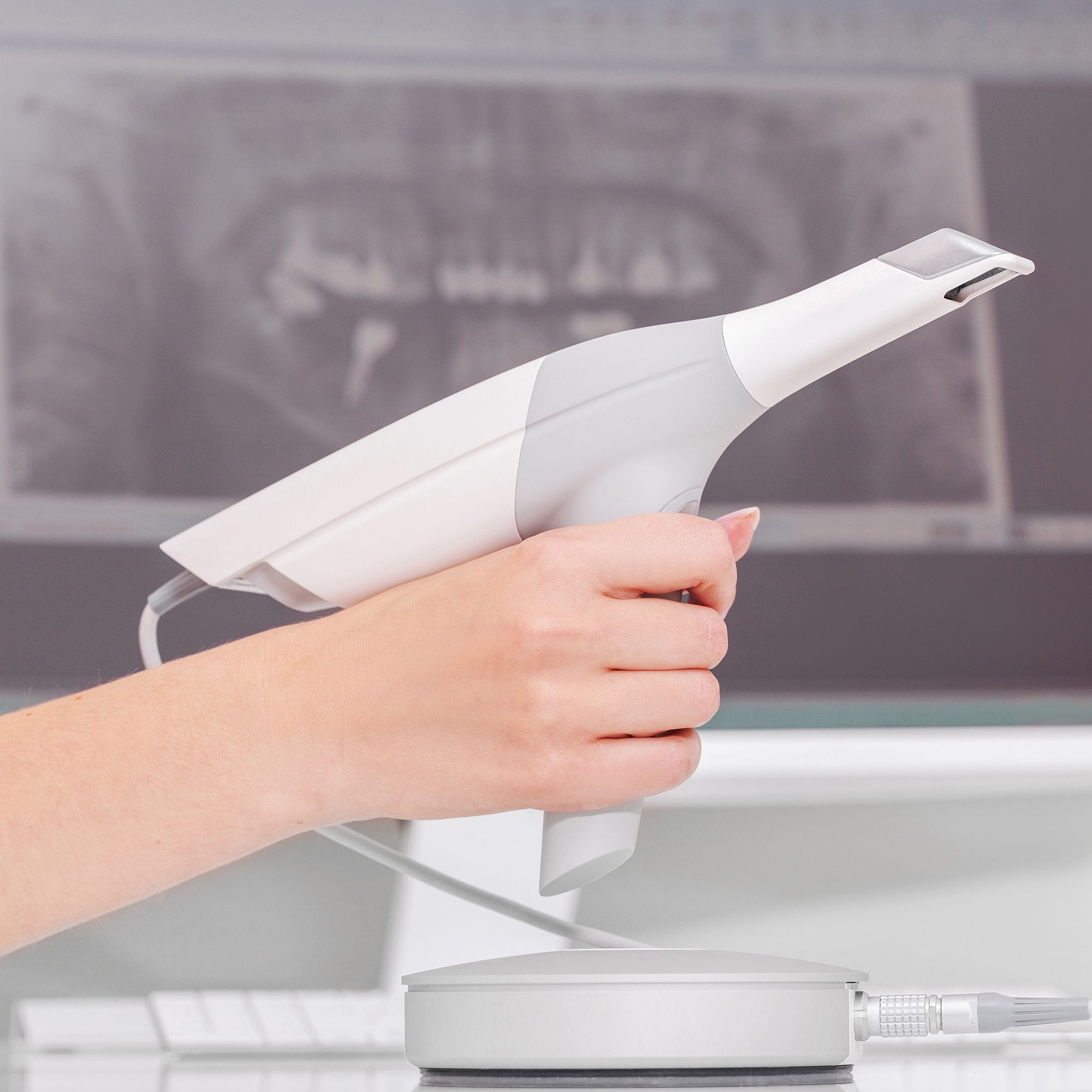 Roland DWX-43W Wet Milling Machine