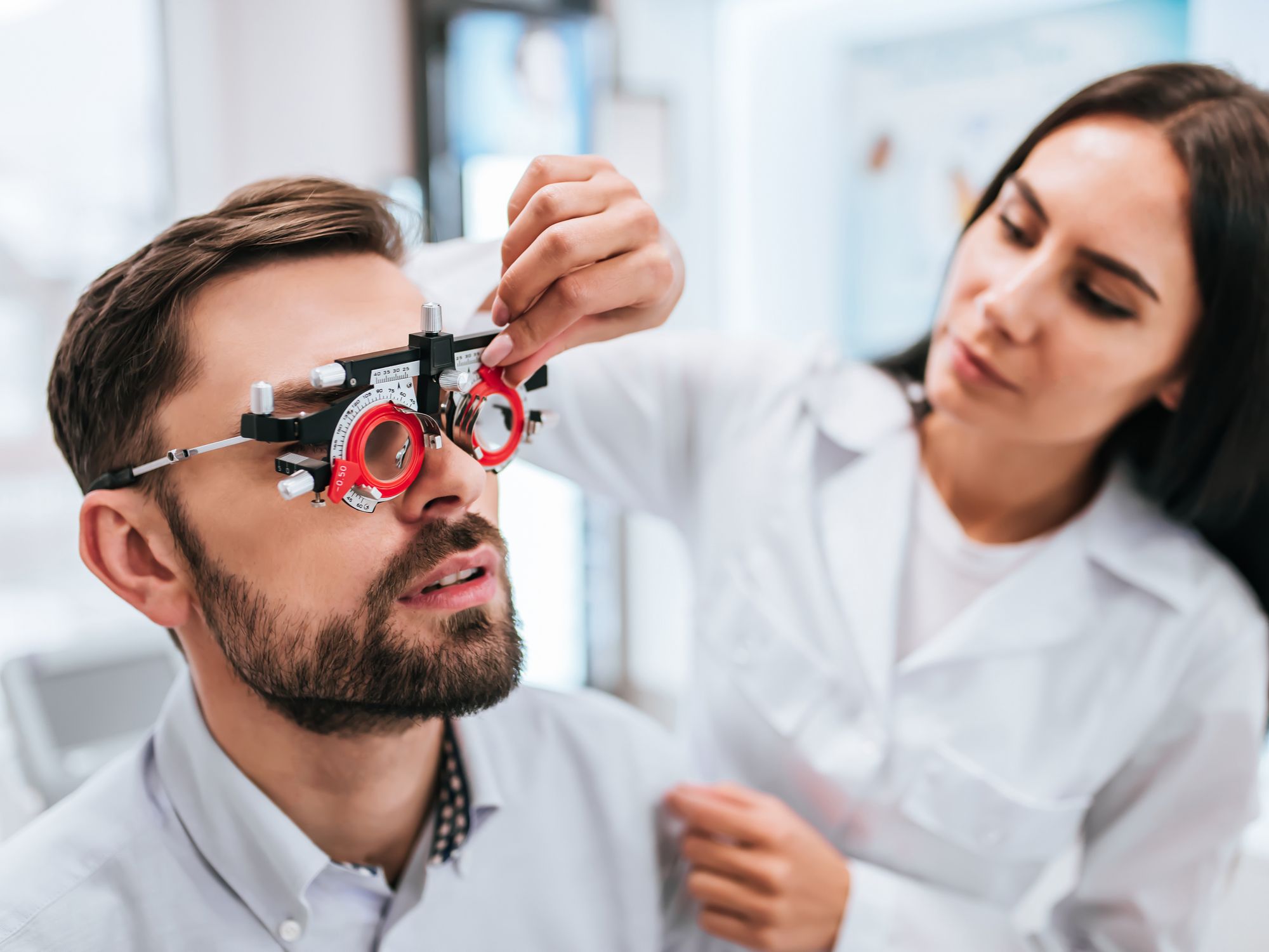 What to Expect From a Comprehensive Eye Exam