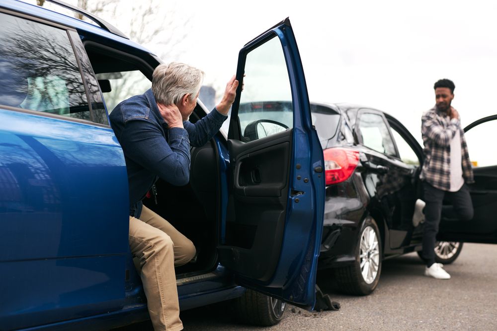 Chiropractic Auto Injury Clinic: Get Back on Your Feet!