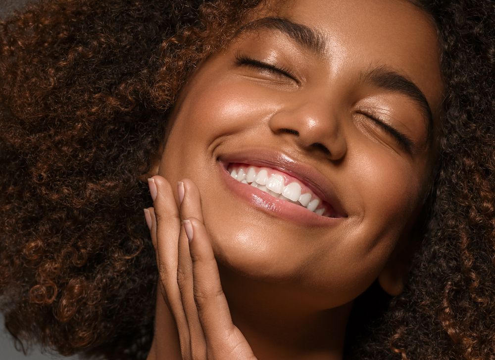 5 Reasons to Get Teeth Whitening