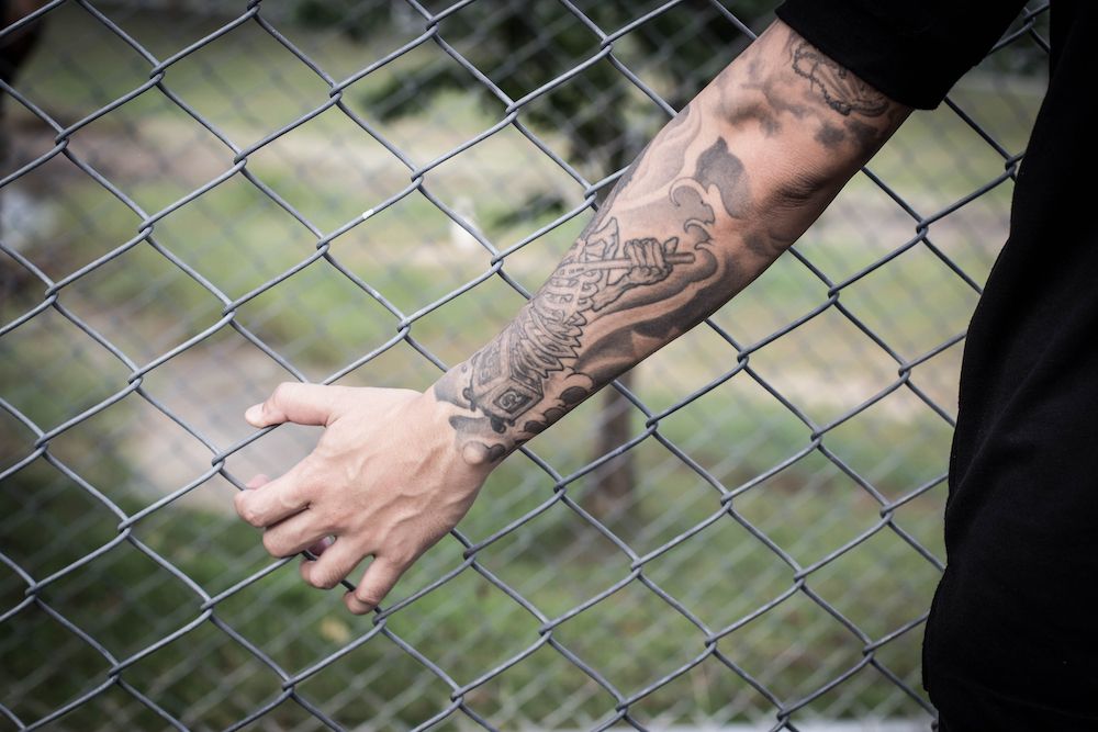 Benefits of Prisons Providing Free Tattoo Removal Services