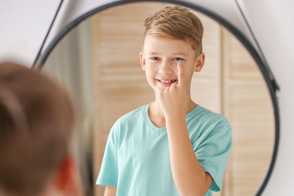 Navigating Contact Lenses for Kids: When is the Right Age to Start?