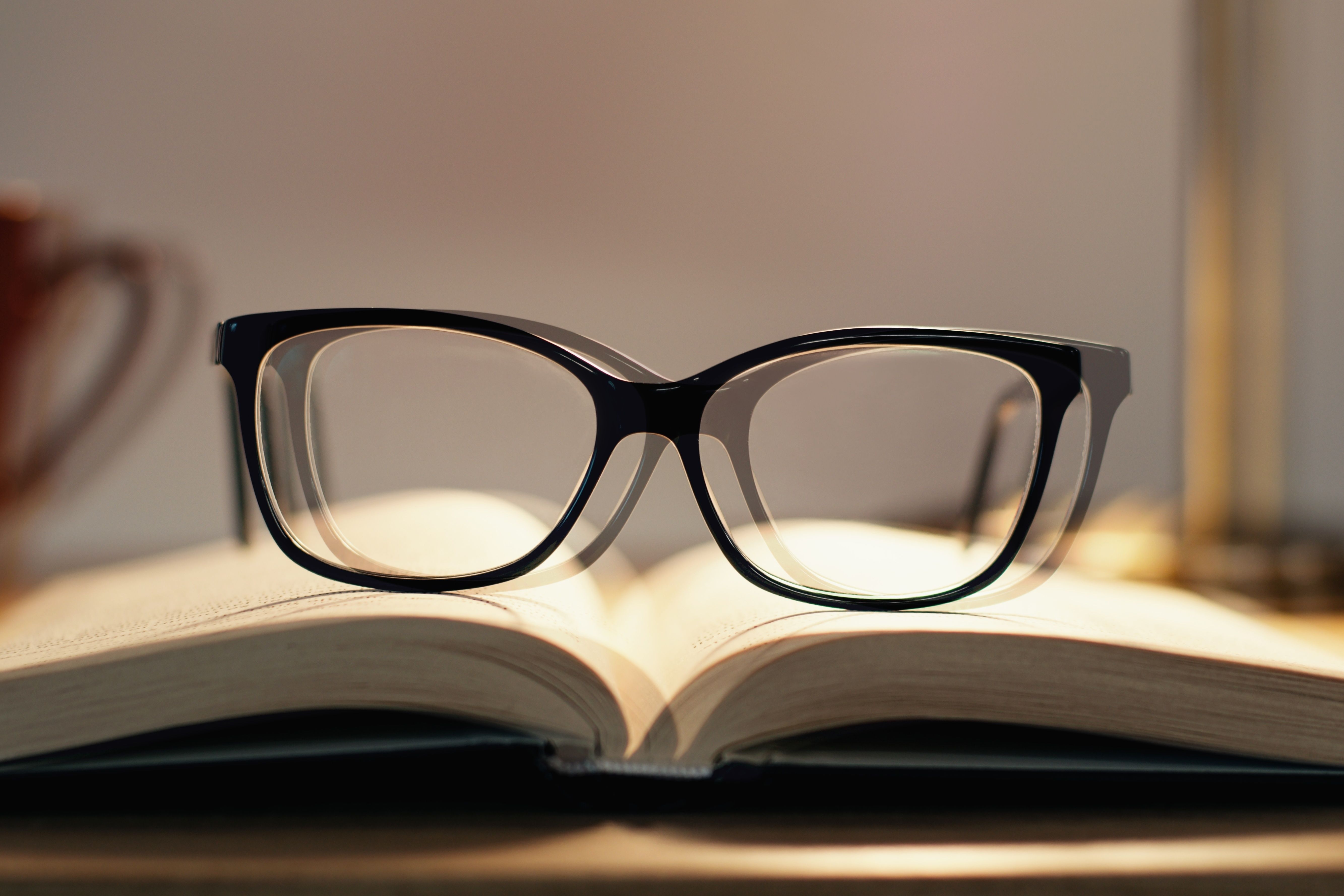 Double Vision After Cataract Surgery: What to Watch For