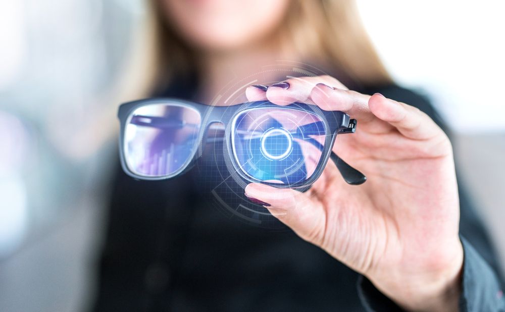 The Rise of Smart Eyewear: What It Is & Whether It&rsquo;s Right for Your Lifestyle