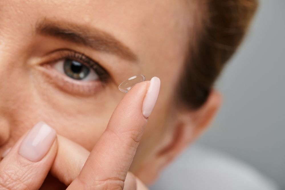 Choosing the Right Contact Lenses in 2026: What Our Optometrists Recommend