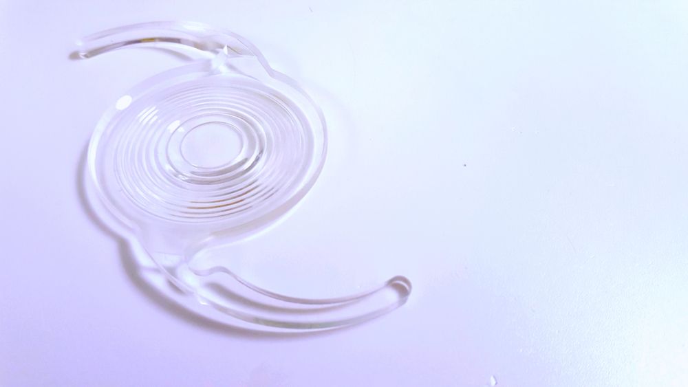 How Does EVO ICL Work? A Simple Guide to Implantable Contact Lenses