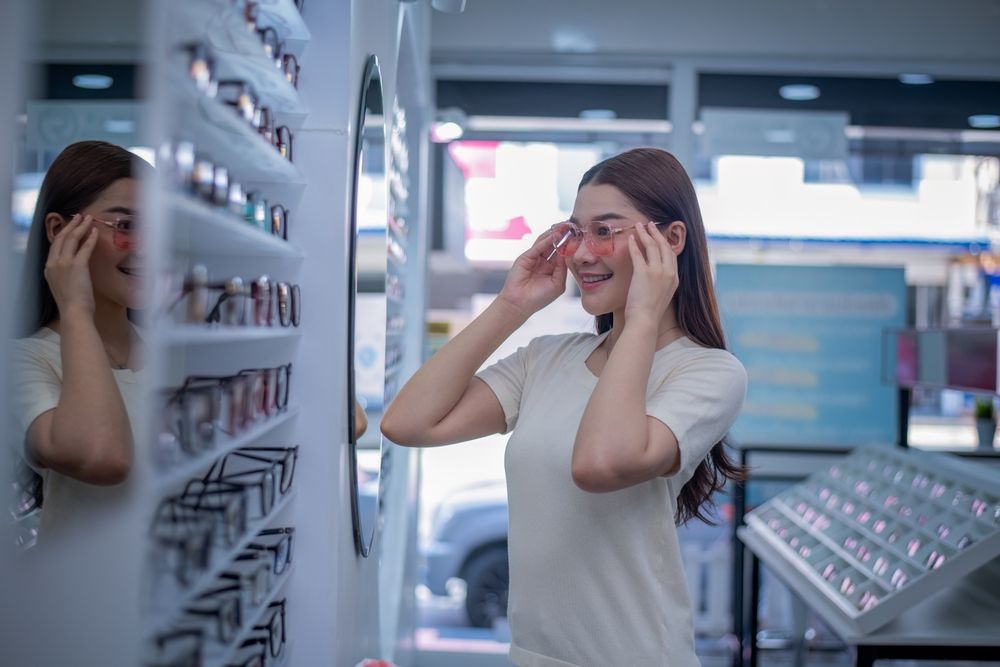 How to Use Your New Year Vision Insurance Benefits for Eye Exams, Glasses, and Contact Lenses