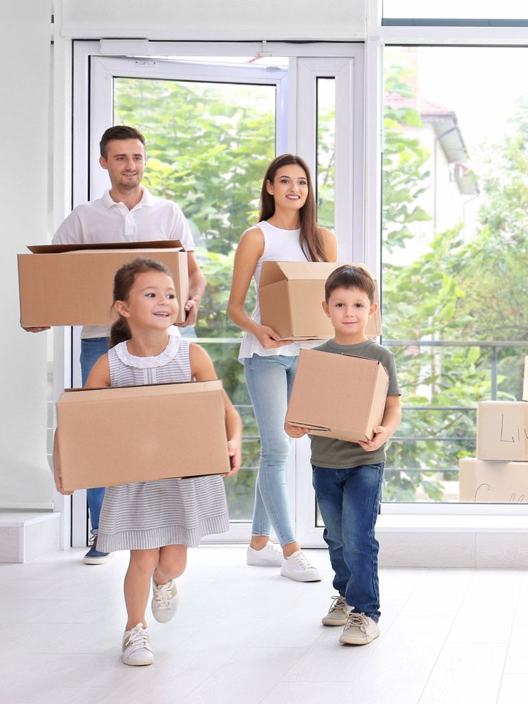 Family moving to a new house